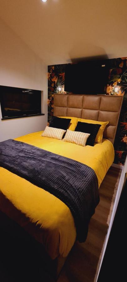 B&B Het Duinhuisje Met Jacuzzi, Gratis Parkeren, 2 Fietsen Te Leen, Airco Zandvoort Bagian luar foto